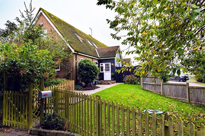 3 Bedroom Semi-Detached House For Sale In Throwley Road, Throwley, ME13