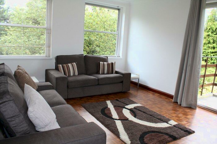 2 Bedroom Apartment To Rent In Park Close, Oxford, OX2