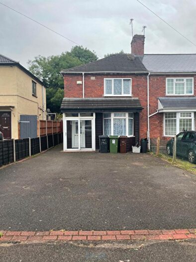 3 Bedroom Semi-Detached House To Rent In First Avenue, Wolverhampton, WV10