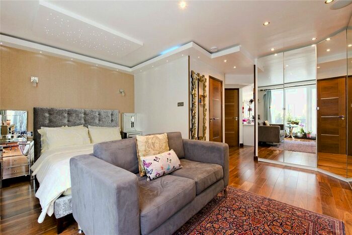 3 Bedroom Terraced House To Rent In Stanhope Terrace, Lancaster Gate, W2