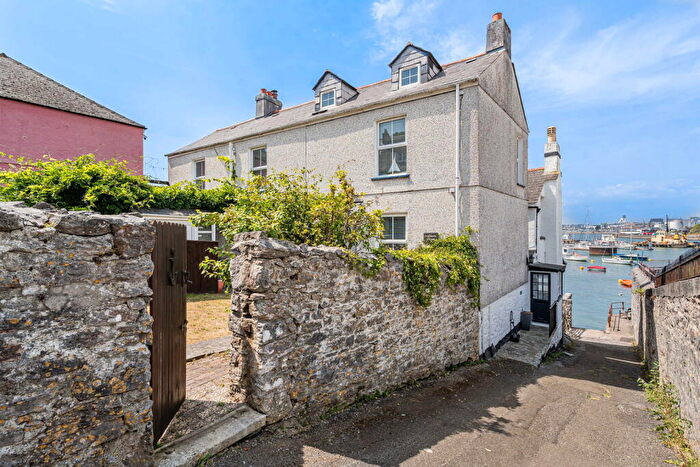 4 Bedroom Cottage For Sale In Boringdon Road, Turnchapel, Plymouth, PL9