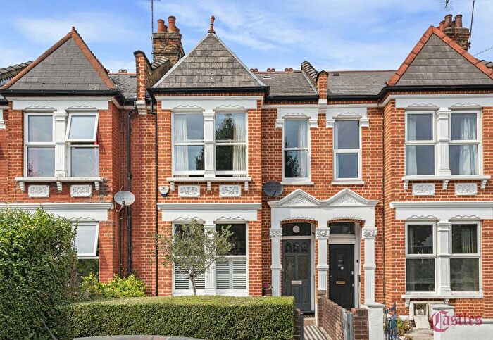 3 Bedroom Terraced House For Sale In Weston Park, N8