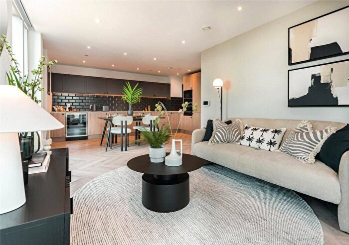3 Bedroom Apartment For Sale In Bankside, Colliers Yard, Manchester, Greater Manchester, M3