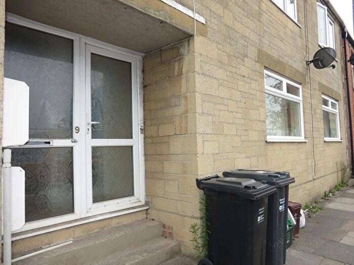 2 Bedroom Flat To Rent In Higher Kingston, Yeovil, BA21