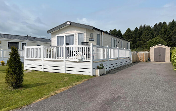 2 Bedroom Park Home For Sale In Grosvenor Park, Forres, Moray, IV36