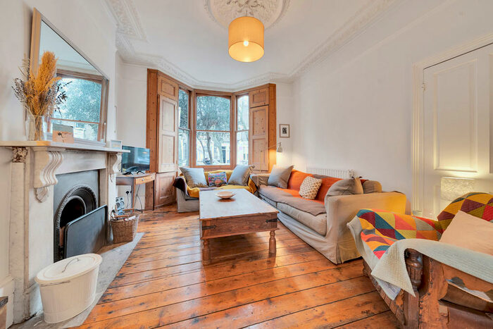 5 Bedroom Terraced House To Rent In Pyrland Road, N5