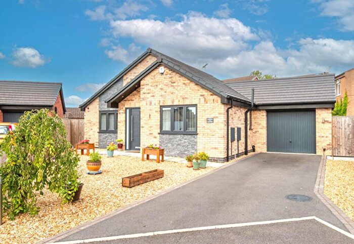 2 Bedroom Detached Bungalow For Sale In Springvale Gardens, Danesmoor, S45