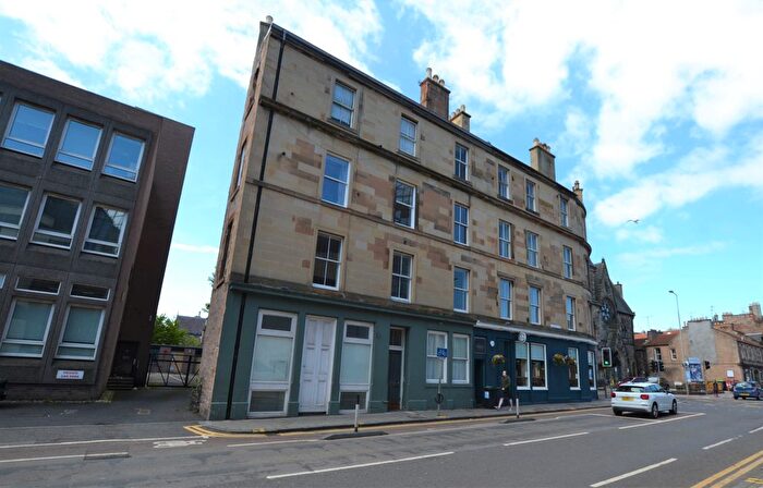 2 Bedroom Flat To Rent In Causewayside, Causewayside, Edinburgh, EH9