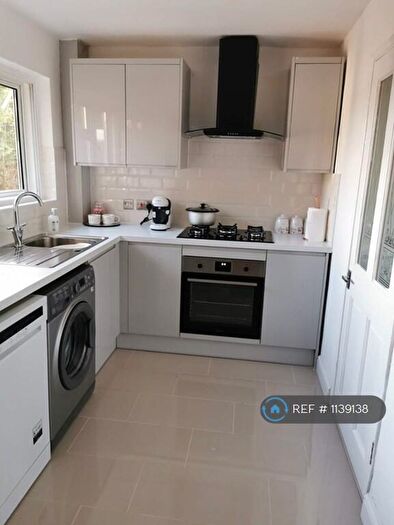 3 Bedroom Flat To Rent In The Dashes, Harlow, CM20