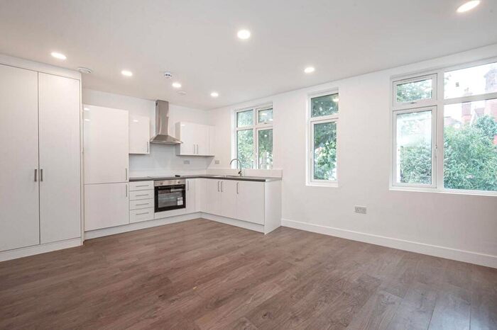 1 Bedroom Flat To Rent In Finchley Road, West Hampstead, NW3