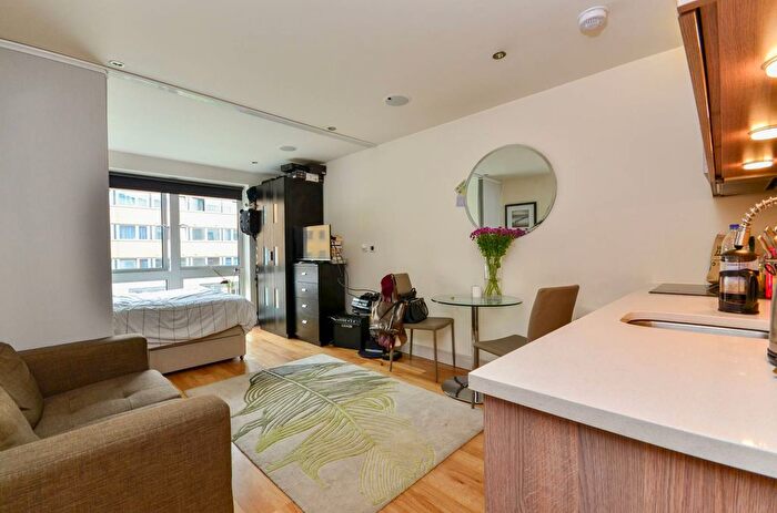 Studio To Rent In Compass House, Imperial Wharf, London, SW6