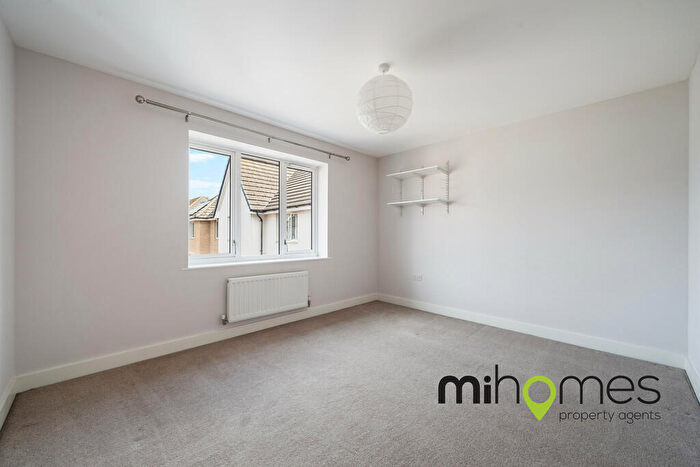 3 Bedroom Terraced House For Sale In Beckwith Close, Enfield, EN2