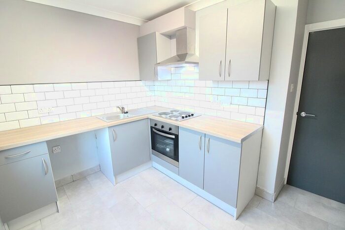 2 Bedroom Flat To Rent In Nottingham Road, Mansfield, NG18