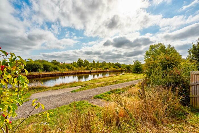 4 Bedroom Detached House For Sale In Thomas Hill Grove, Swinton, Rotherham, S64