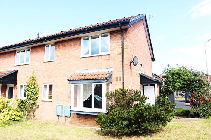 1 Bedroom Terraced House To Rent In Hyde Close, Newport Pagnell, MK16