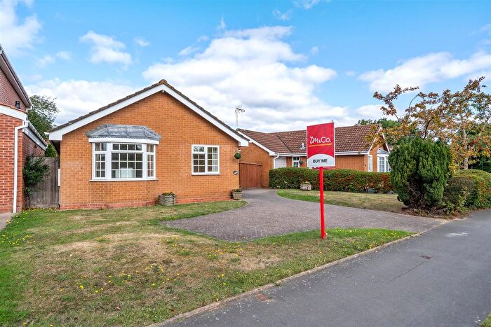 2 Bedroom Detached Bungalow For Sale In Frankholmes Drive, Monkspath, Solihull, B90