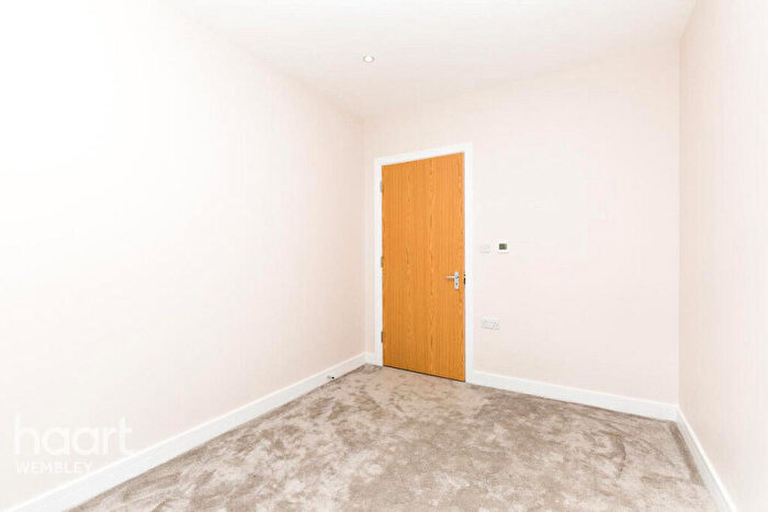 2 Bedroom Apartment To Rent In Sudbury Avenue, Wembley, HA0
