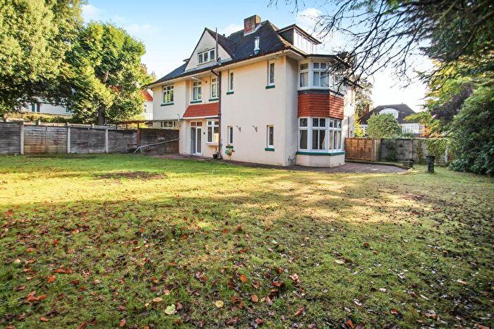 1 Bedroom Flat To Rent In St. Winifreds Road, Bournemouth, BH2