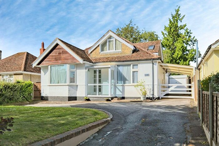 4 Bedroom Detached Bungalow For Sale In Bournemouth Road, Charlton Marshall, Blandford Forum, DT11