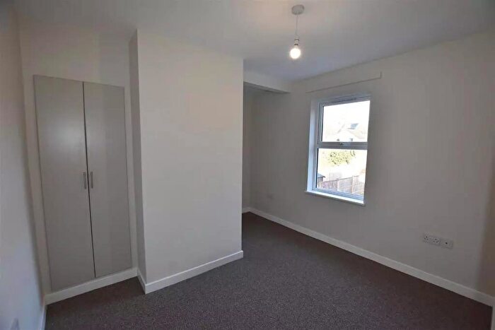 2 Bedroom Terraced House To Rent In Havelock Street, Kettering, NN16