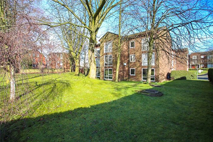 Studio To Rent In Spathfield Court, Holmfield Road, Heaton Norris, Stockport, SK4