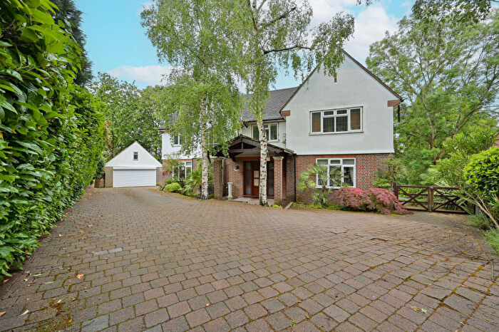 6 Bedroom Detached House For Sale In Penketh Drive, Harrow On The Hill, Harrow, HA1