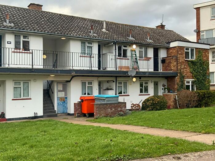 1 Bedroom Flat To Rent In Victor Close, Hornchurch, London, RM12