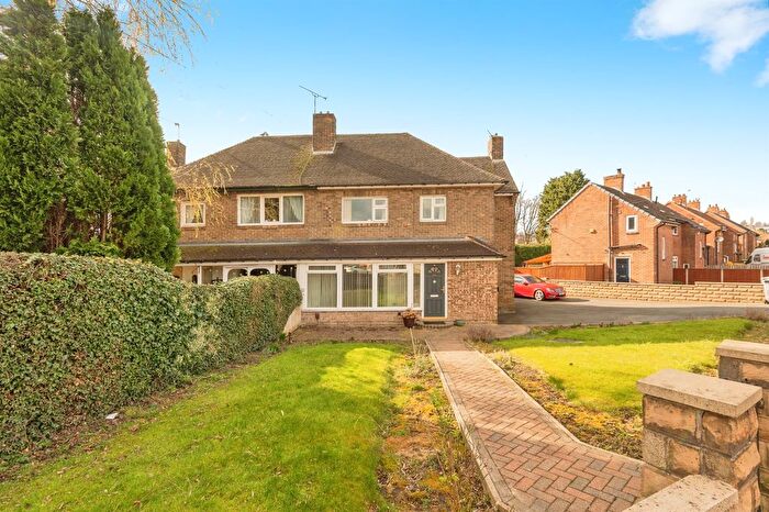3 Bedroom Semi-Detached House For Sale In Ridgeway, Dalton, Huddersfield, HD5