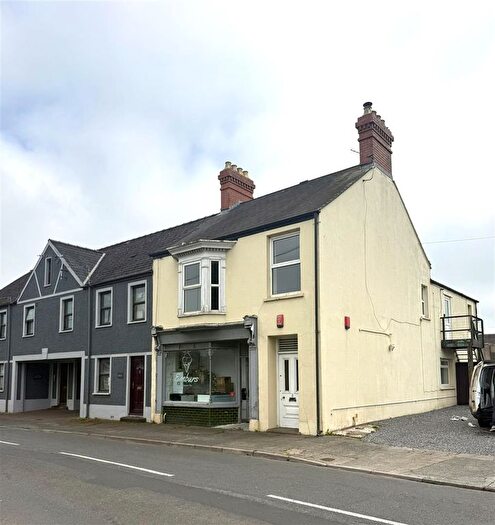 2 Bedroom Flat To Rent In Monkton, Pembroke, SA71