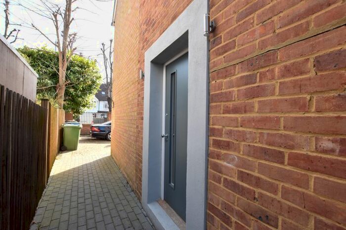 1 Bedroom Flat To Rent In Coombe Lane West, Coombe, Kingston Upon Thames, KT2