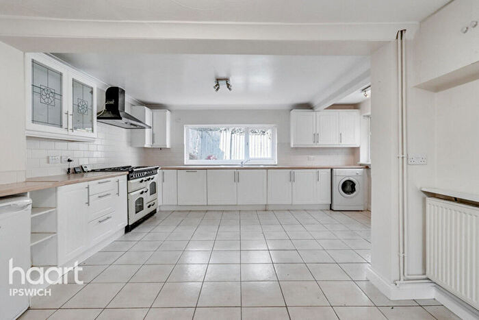 2 Bedroom Semi Detached House For Sale In Old Norwich Road, Ipswich, IP1