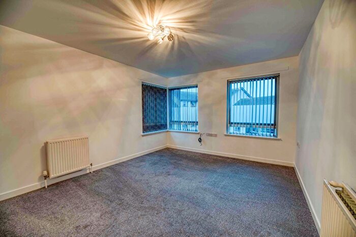 2 Bedroom Flat To Rent In St Triduanas Rest, Edinburgh, EH7