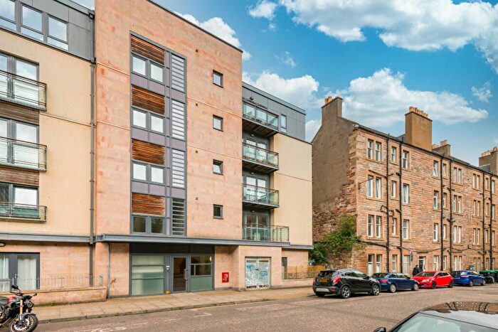 2 Bedroom Flat For Sale In Lochrin Place, Edinburgh, EH3