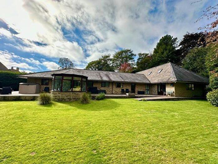 7 Bedroom Detached House For Sale In Heath Villas, Halifax, HX3