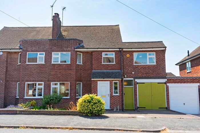 4 Bedroom Semi Detached House To Rent In Park Crescent, Oadby, Leicester, LE2