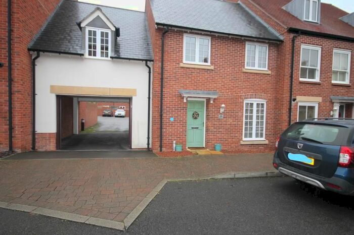3 Bedroom Semi-Detached House To Rent In Village Drive, Lawley Village, Telford TF4