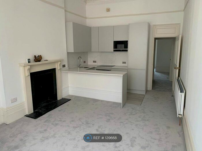 1 Bedroom Flat To Rent In Longridge Road, London, SW5