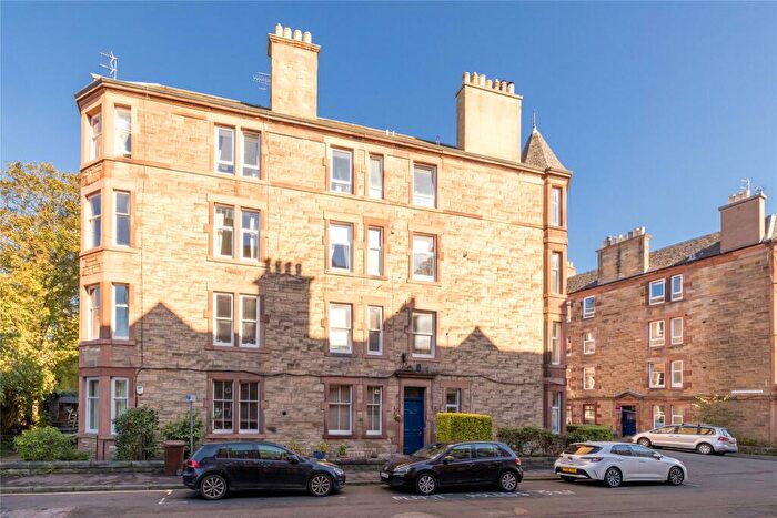 2 Bedroom Apartment For Sale In Springvalley Gardens, Morningside, Edinburgh, EH10