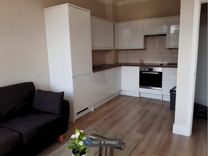 1 Bedroom Flat To Rent In Surrey Street, Norwich, NR1