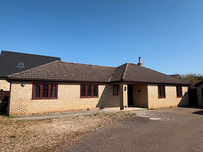 3 Bedroom Detached Bungalow To Rent In The Avenue, Brookville, Thetford, IP26