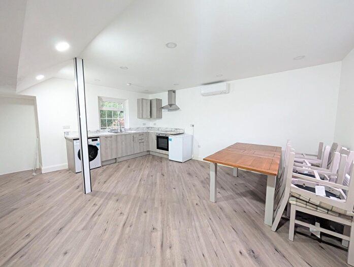 1 Bedroom Bungalow To Rent In Thorpe Road, Norwich, NR1