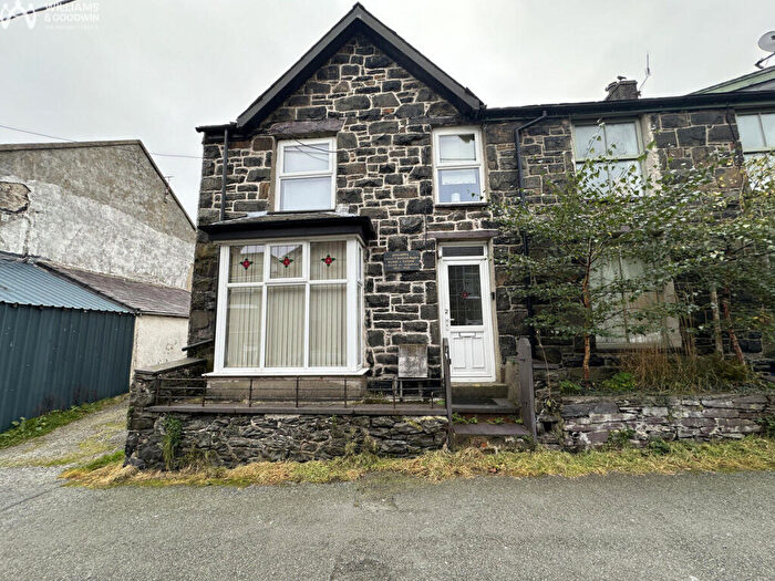 3 Bedroom End Of Terrace House For Sale In Well Street, Llanberis, Gwynedd, LL55