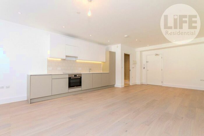 Apartment To Rent In Osborn House, Osborn Terrace, London, SE3