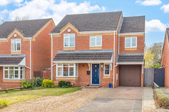 4 Bedroom Detached House To Rent In Airedale Close, Flitwick, MK45