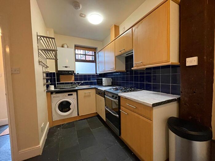 2 Bedroom Apartment To Rent In Brewery Stables, Blandford Square, Newcastle Upon Tyne, NE1