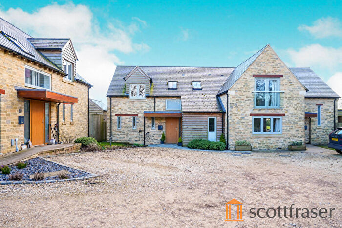 3 Bedroom Semi-Detached House To Rent In Malthouse Court, Witney Lane, Leafield, OX29