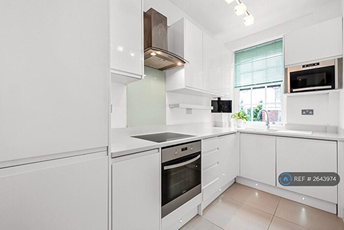 1 Bedroom Flat To Rent In Adelaide Court, London, NW8