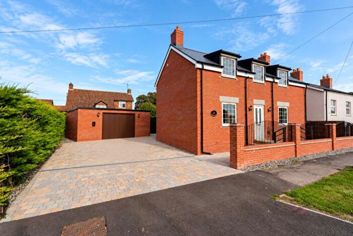 4 Bedroom Detached House For Sale In Oak House Lane, Freiston, Boston, Lincolnshire, PE22