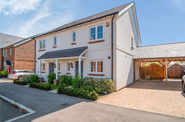 2 Bedroom Semi Detached House For Sale In Titchener Way, Hook, Hampshire, RG27