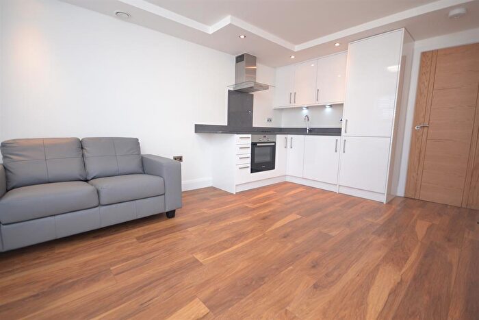 2 Bedroom Apartment To Rent In Oxford Road, Reading, Berkshire, RG1